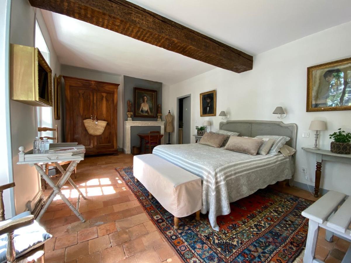 Le Petit Chateau De Sainte Colombe Bouges-le-Chateau Екстер'єр фото