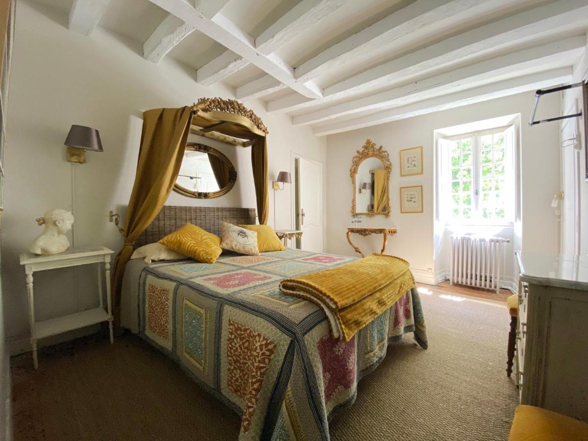Le Petit Chateau De Sainte Colombe Bouges-le-Chateau Екстер'єр фото
